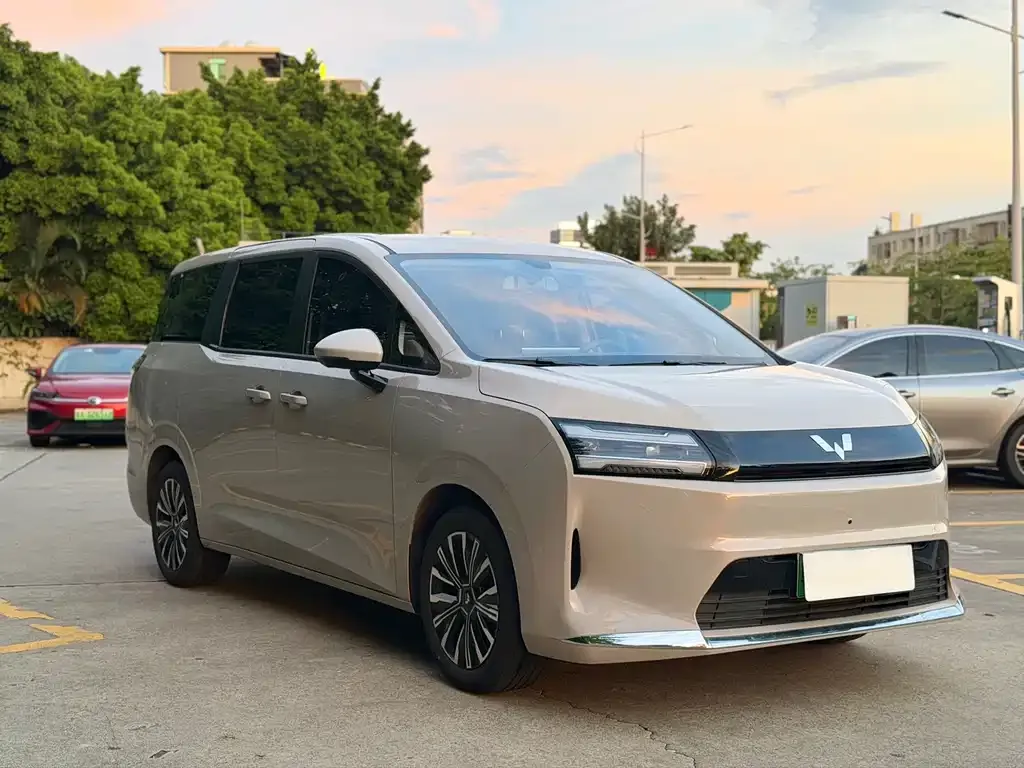 Wuling Xingguang 730 New Energy — фото 8