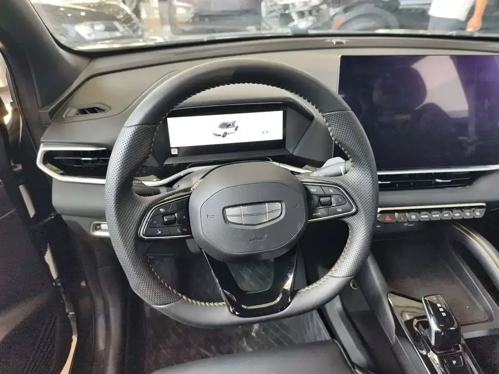 Geely Binyue — фото 2