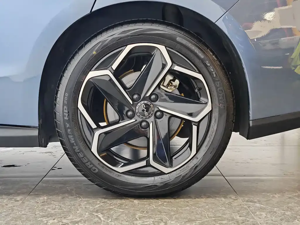 BYD Seal 06 — фото 10