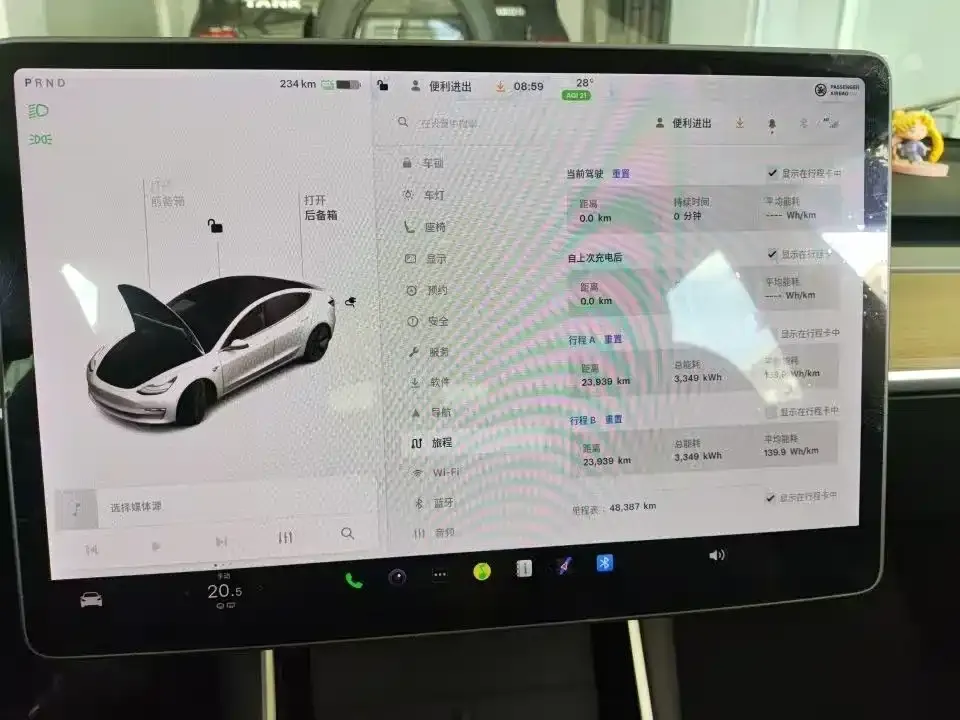 Tesla Model 3 — фото 2