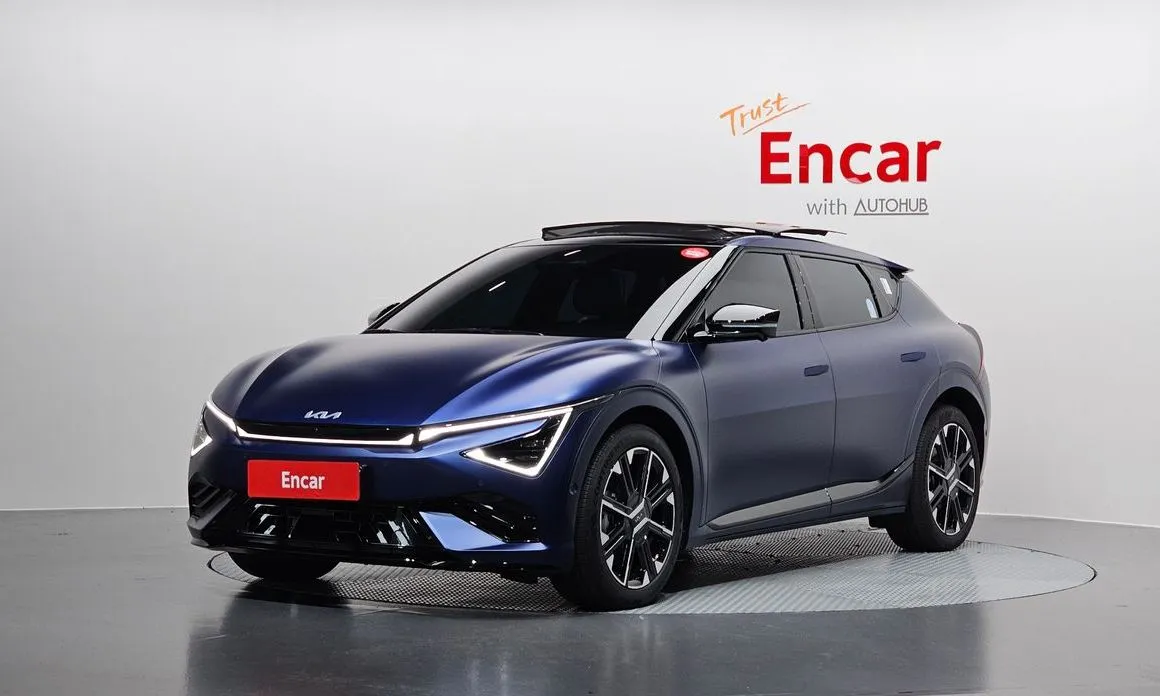 Kia EV6 — фото 1