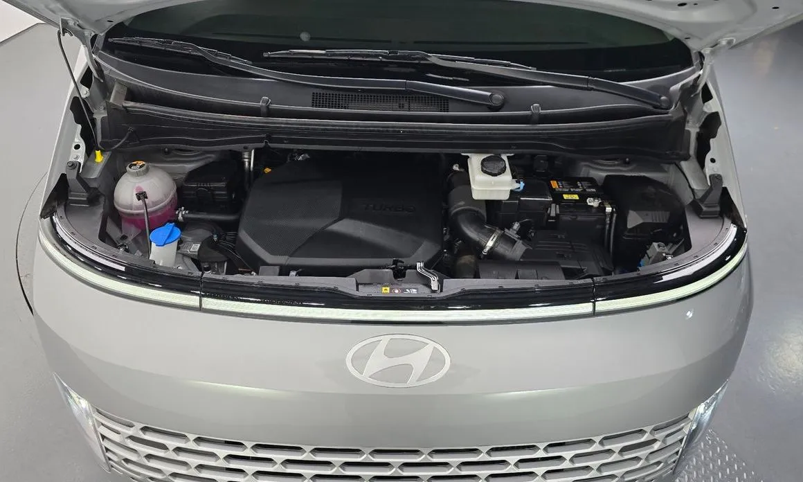 Hyundai Staria — фото 9