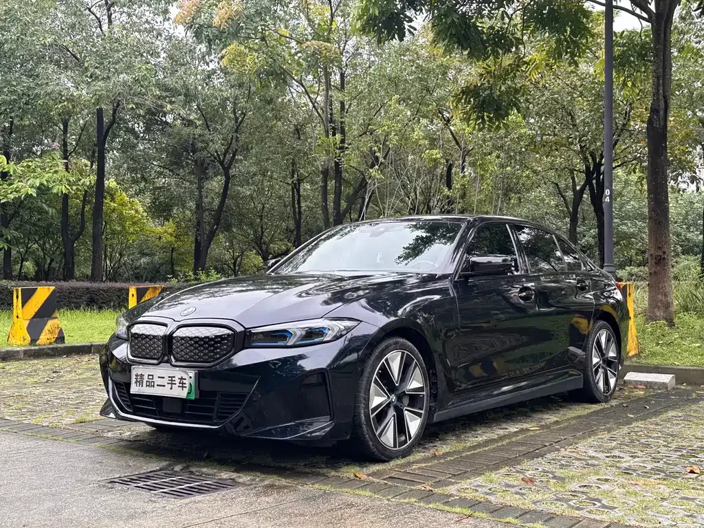 BMW i3 — фото 1