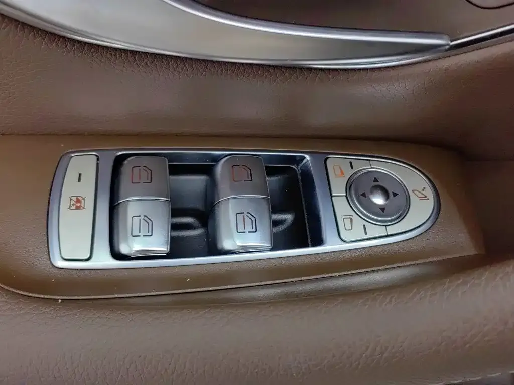 Mercedes-Benz E-Class New Energy — фото 8