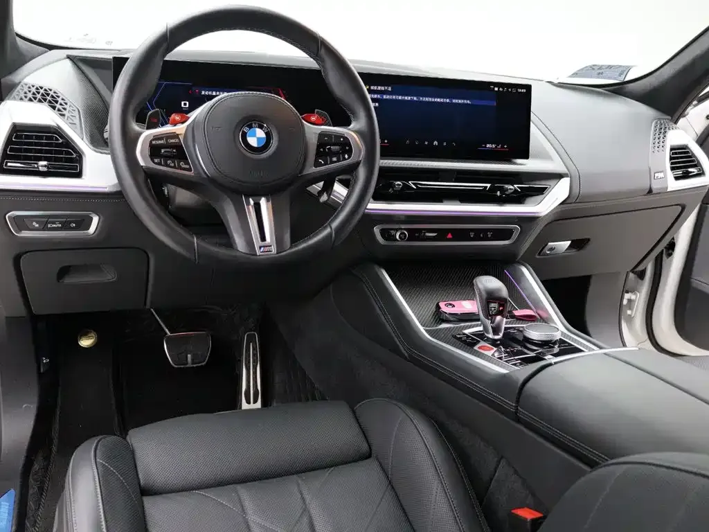 BMW XM — фото 7