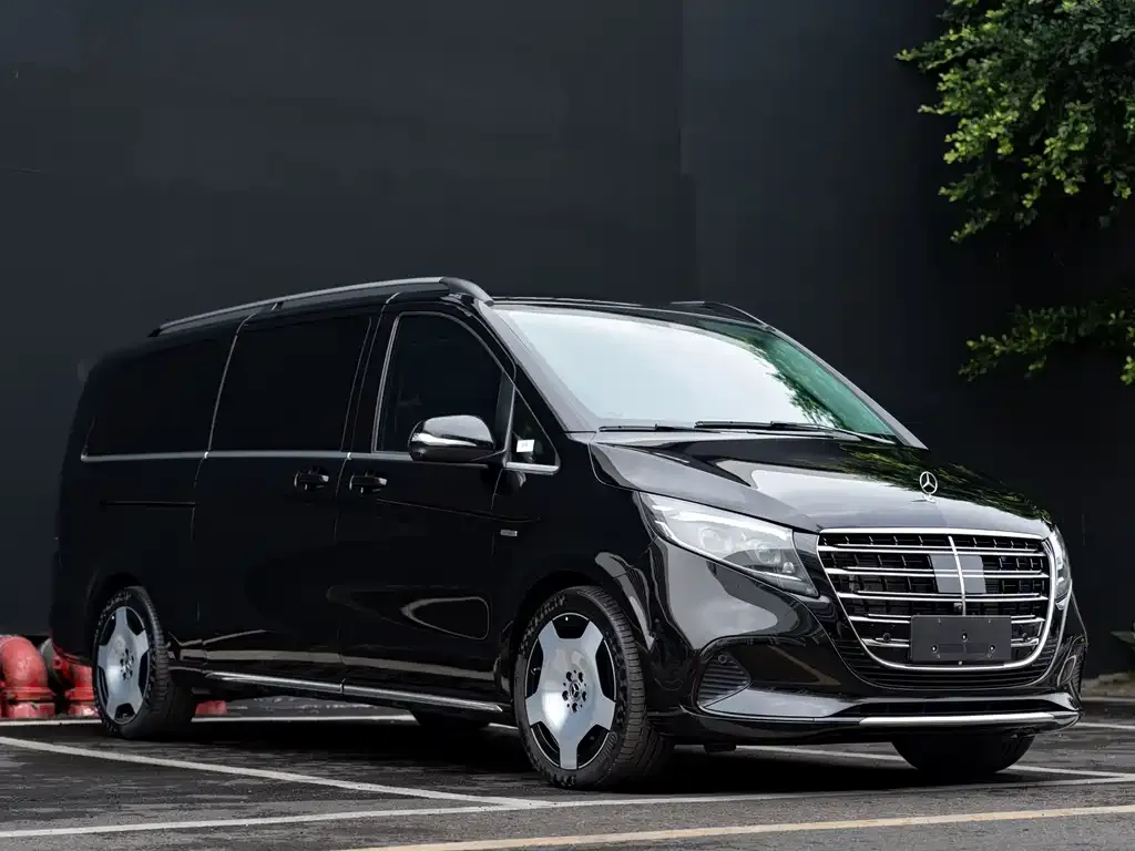Mercedes-Benz V-Class — фото 9