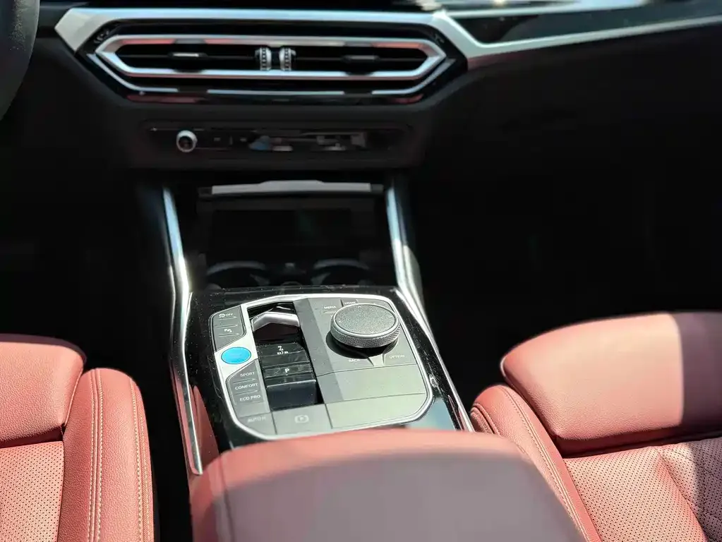BMW i3 — фото 10