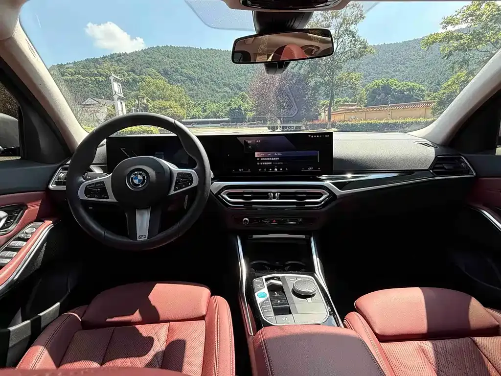 BMW i3 — фото 7