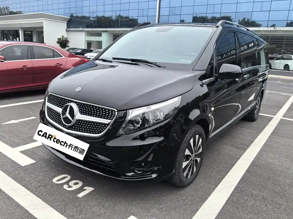 Mercedes-Benz Vito — фото 1