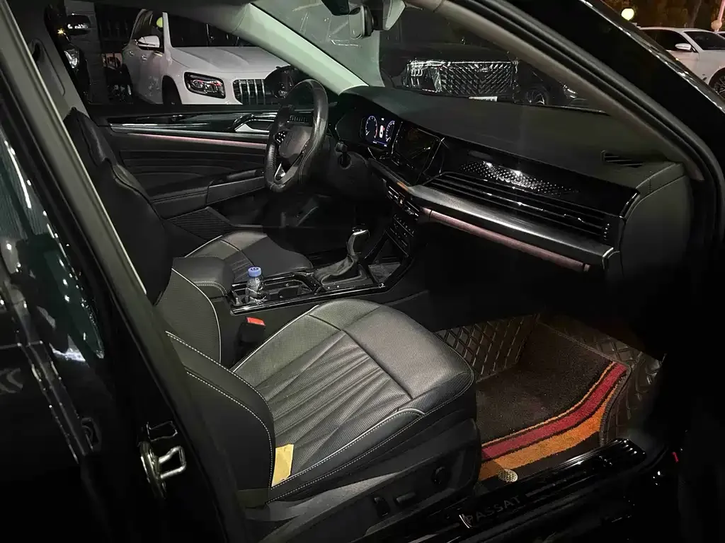 Volkswagen Passat — фото 8