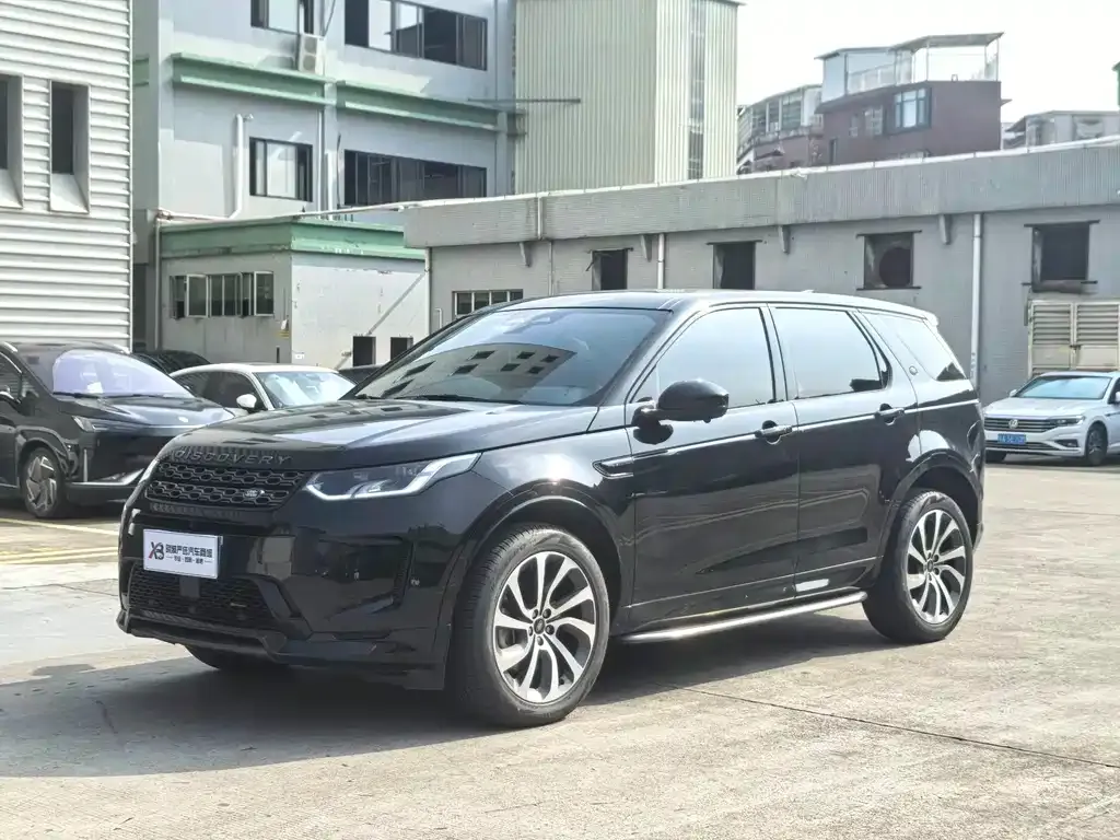Land Rover Discovery Sport — фото 1