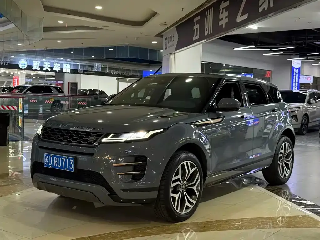 Land Rover Evoque — фото 1