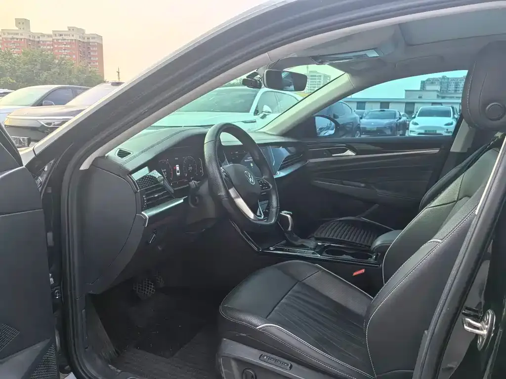 Volkswagen Passat — фото 5