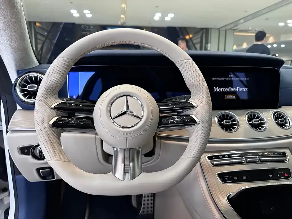 Mercedes-Benz E-Class (Import) — фото 7