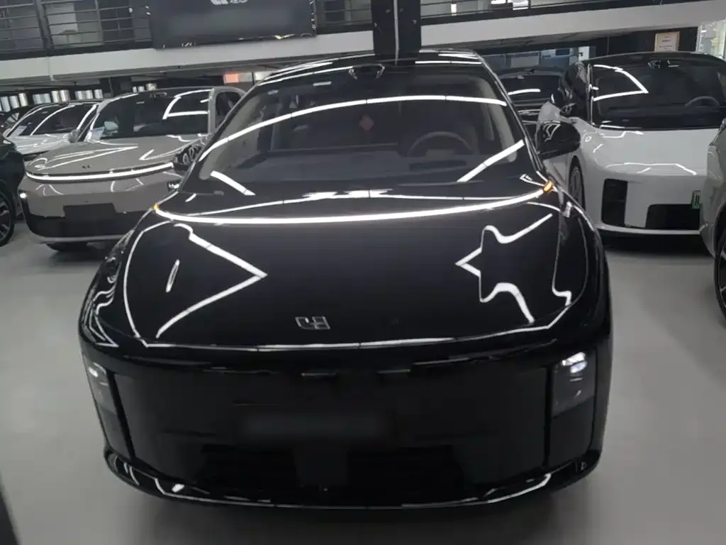 Li Auto Li i8 — фото 2