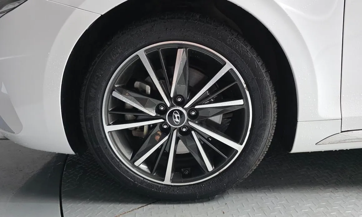 Hyundai Grandeur — фото 10