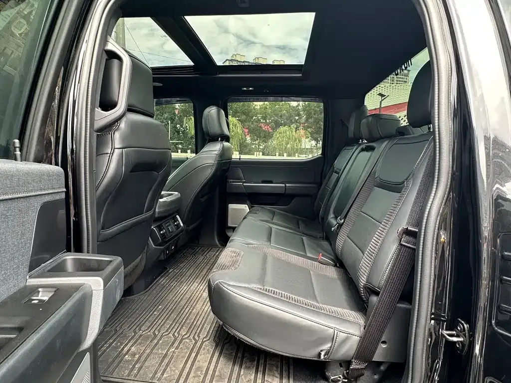 Ford F-150 Raptor — фото 2