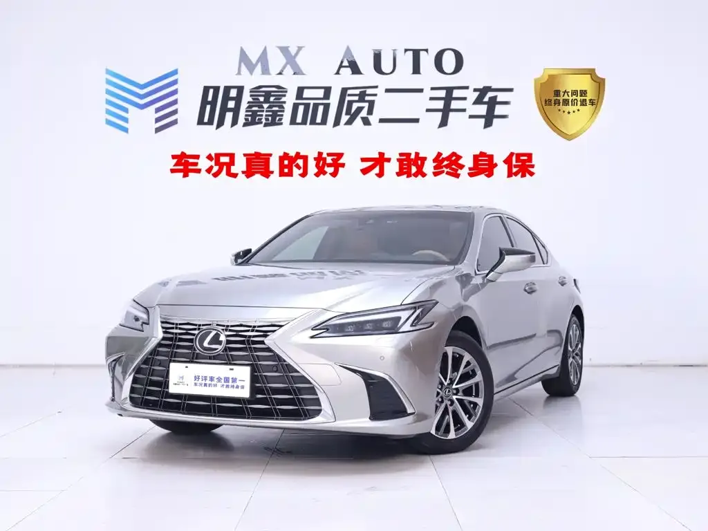 Lexus ES — фото 1