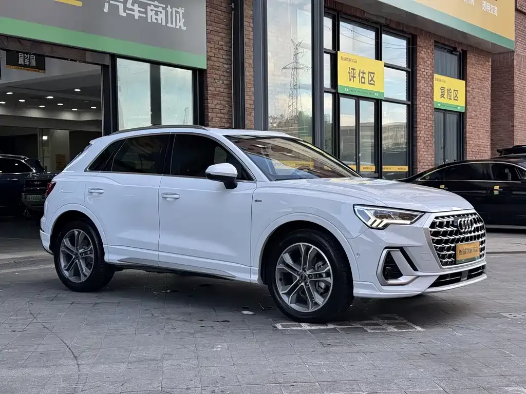 Audi Q3 — фото 2