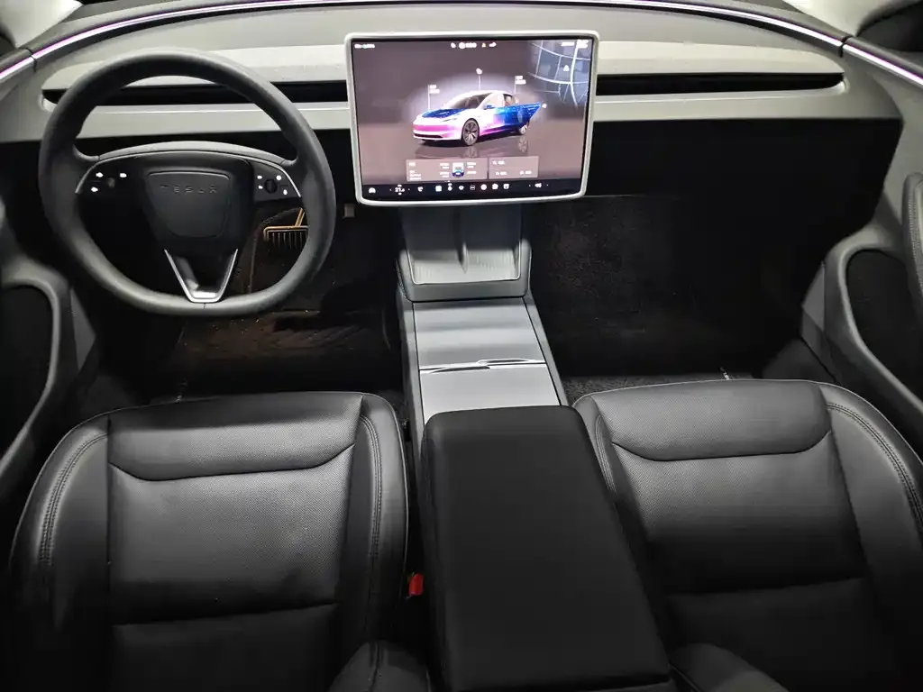Tesla Model 3 — фото 3