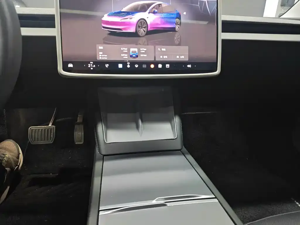 Tesla Model 3 — фото 2