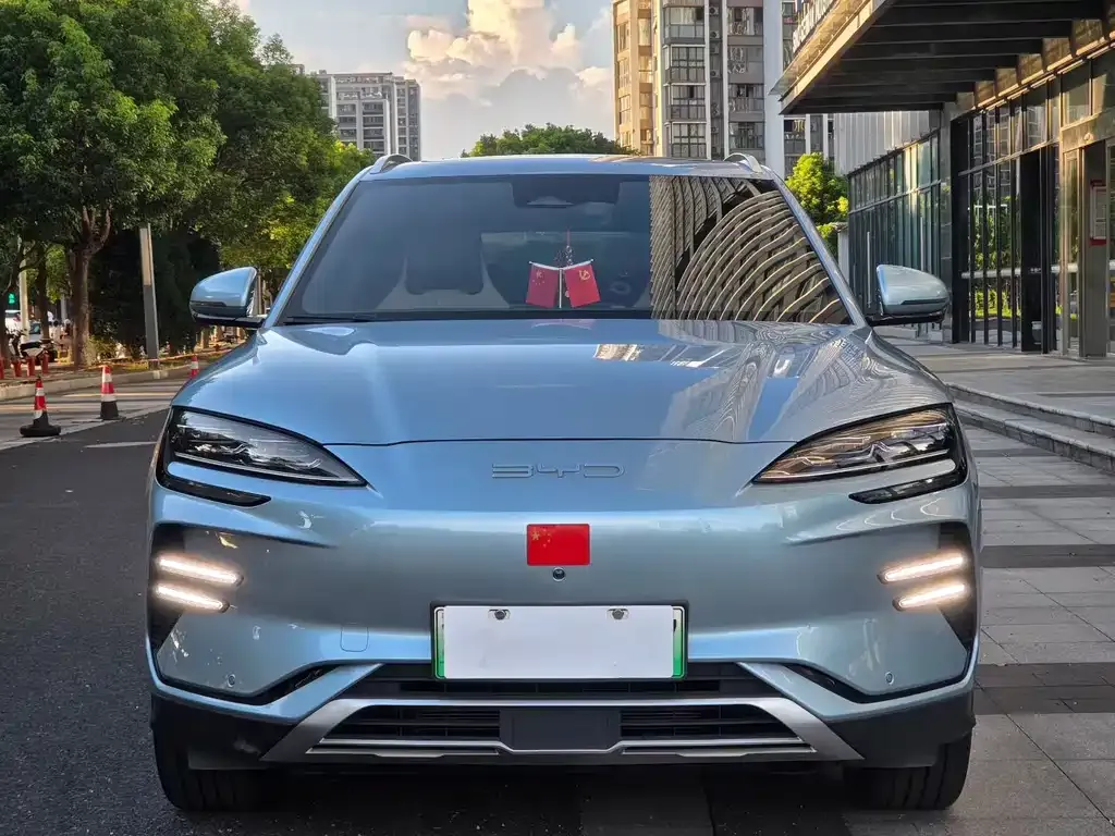 BYD PLUS New Energy — фото 6