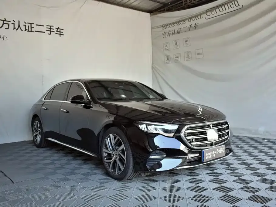 Mercedes-Benz E-Class — фото 10