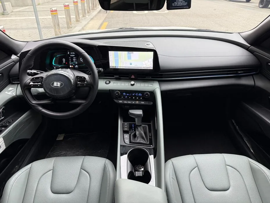 Hyundai AVANTE — фото 3