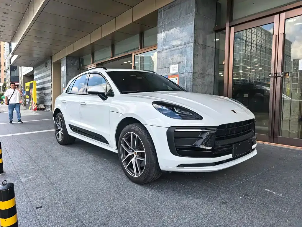 Porsche Macan — фото 10
