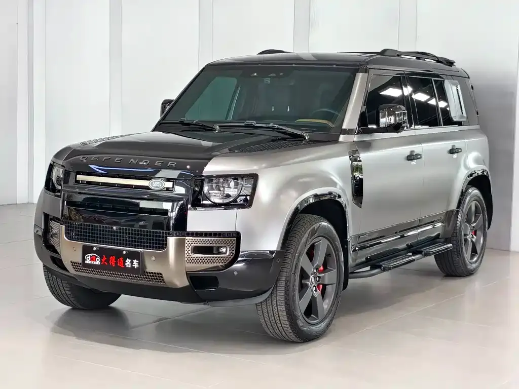Land Rover Defender — фото 1