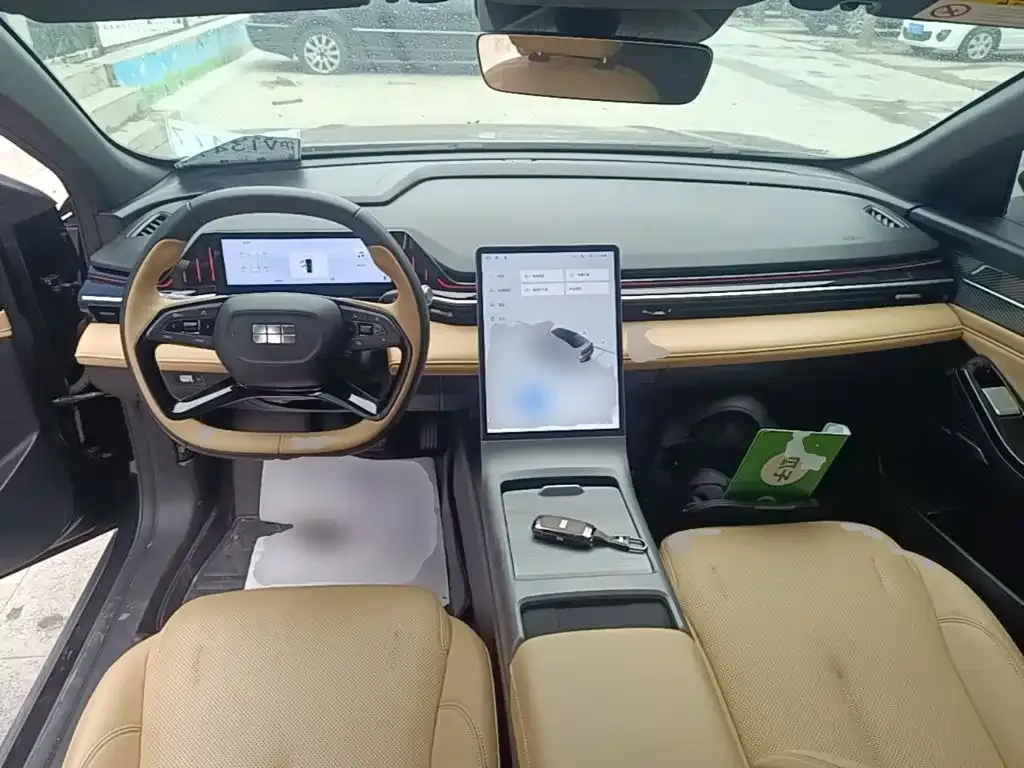 Geely Galaxy L6 — фото 9