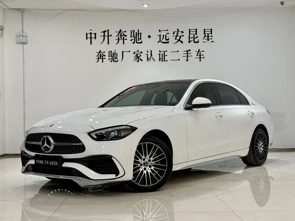 Mercedes-Benz C-Class — фото 1