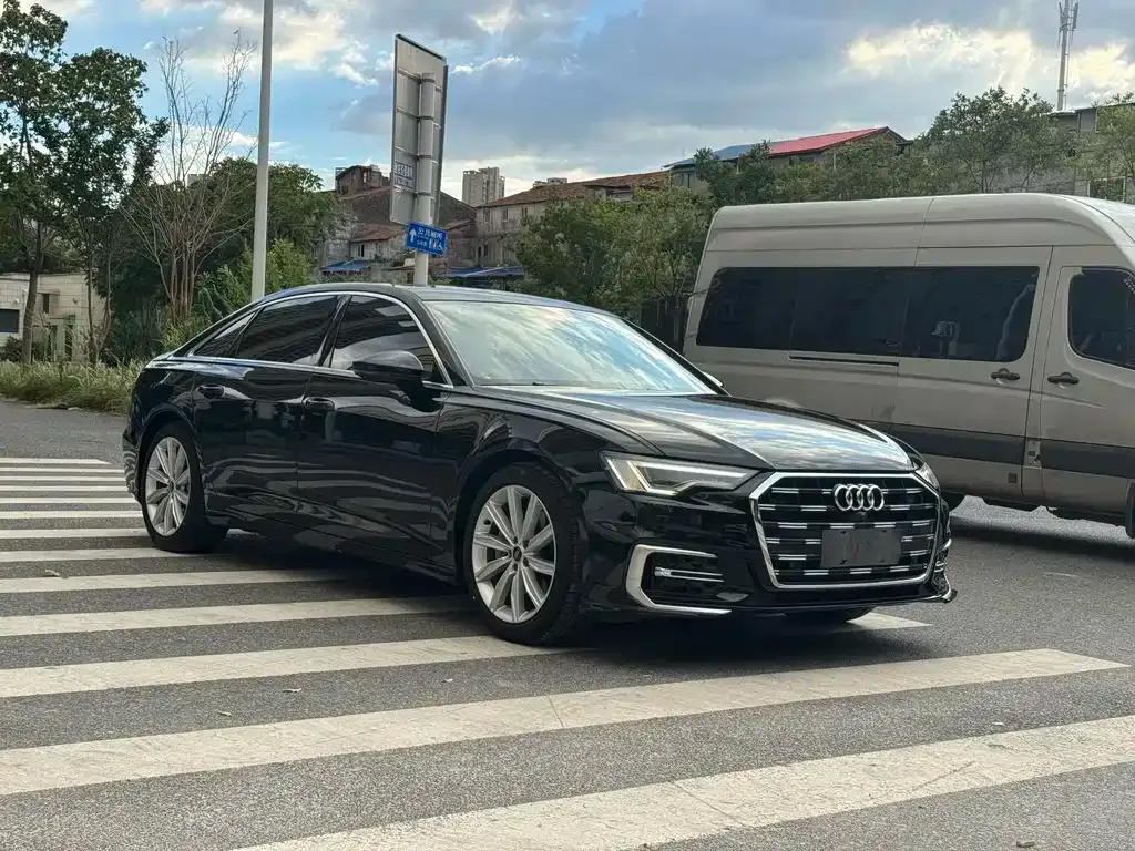 Audi A6L — фото 4