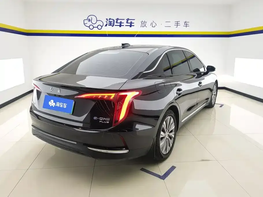 Hongqi E-QM5 — фото 6