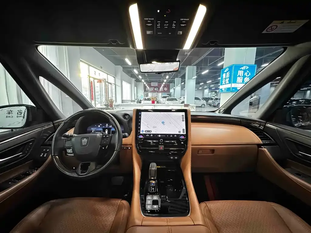 Toyota Vellfire — фото 9