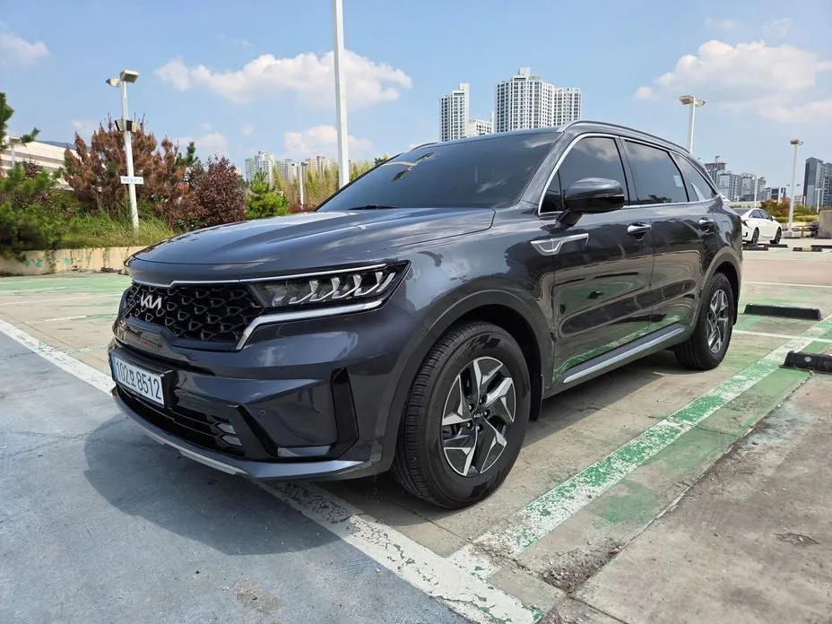 Kia Sorento — фото 10