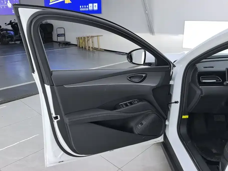 BYD Seal 06 — фото 9