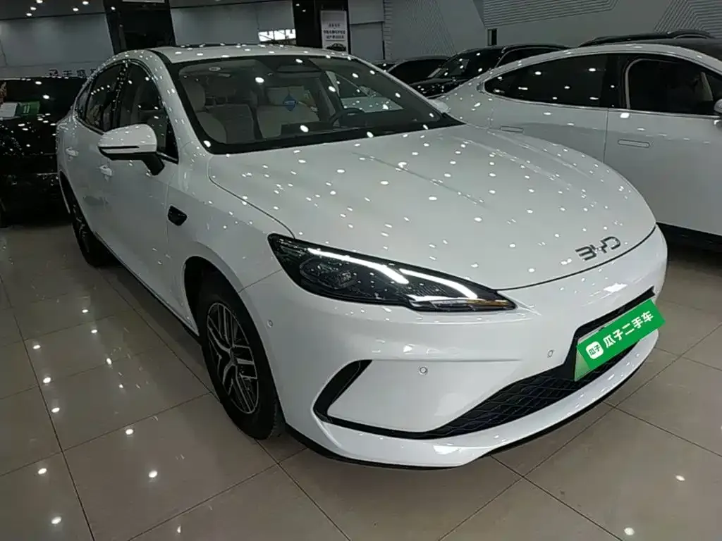BYD Seal 05 DM-i — фото 3