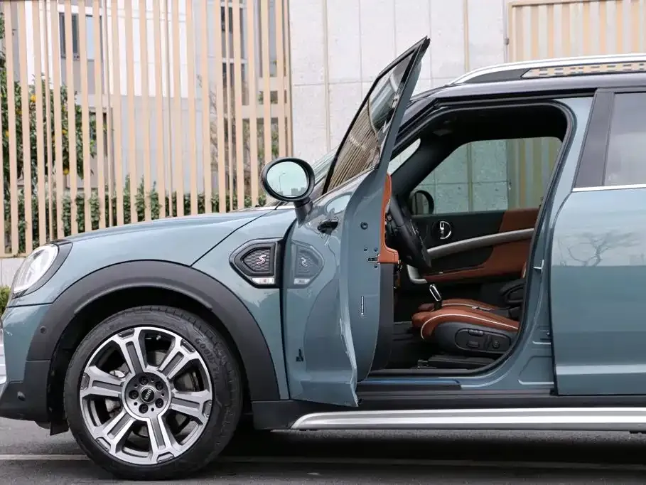 MINI Countryman — фото 10