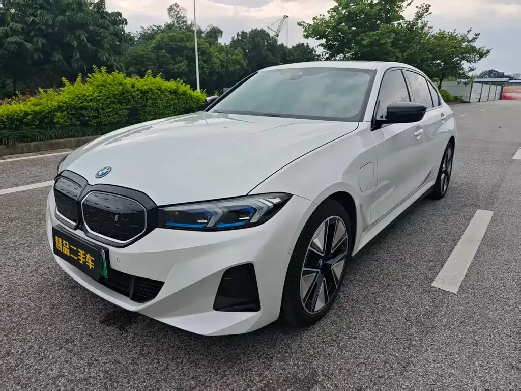 BMW i3 — фото 1