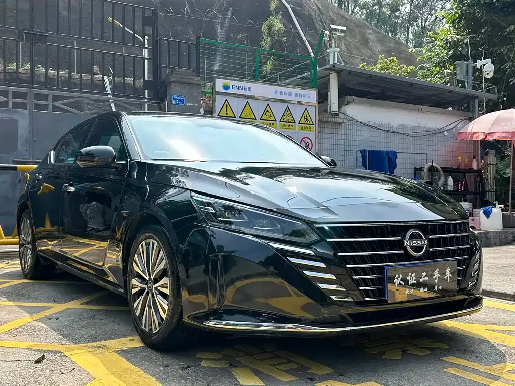 Nissan Teana — фото 8