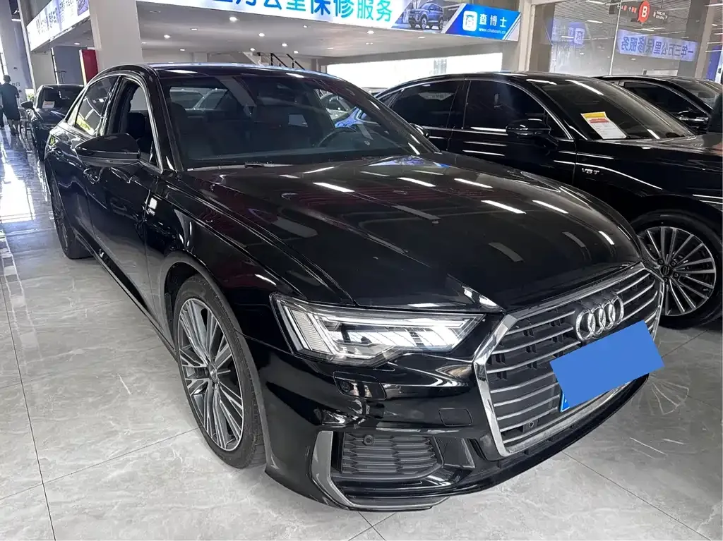 Audi A6L — фото 10