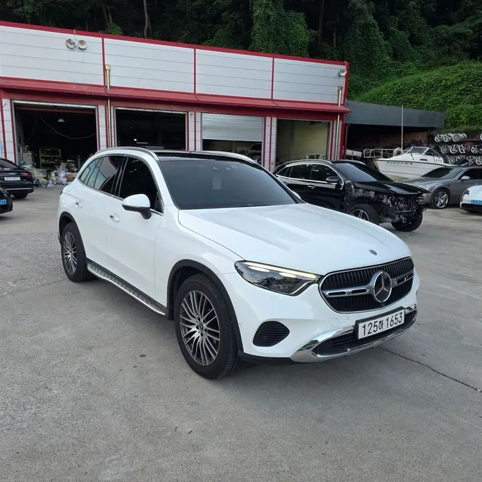 Mercedes-Benz GLC-Class — фото 10