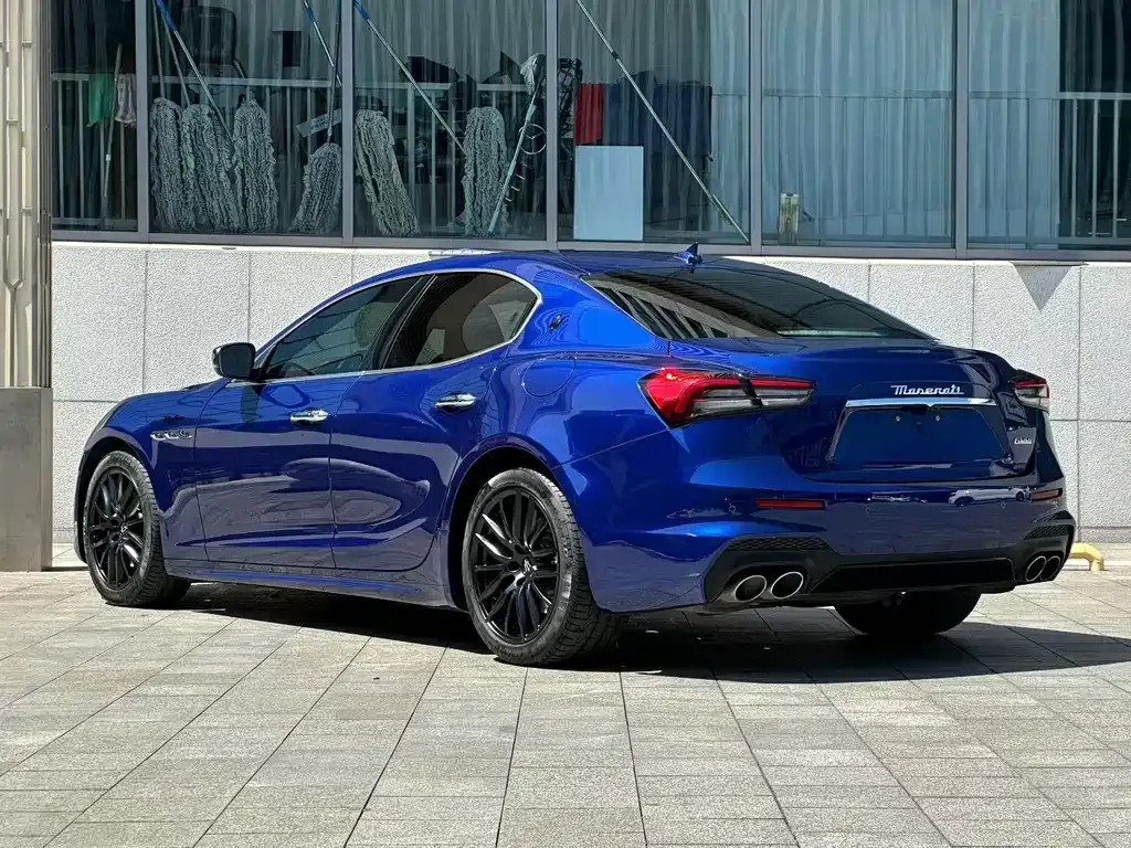 Maserati Ghibli — фото 8