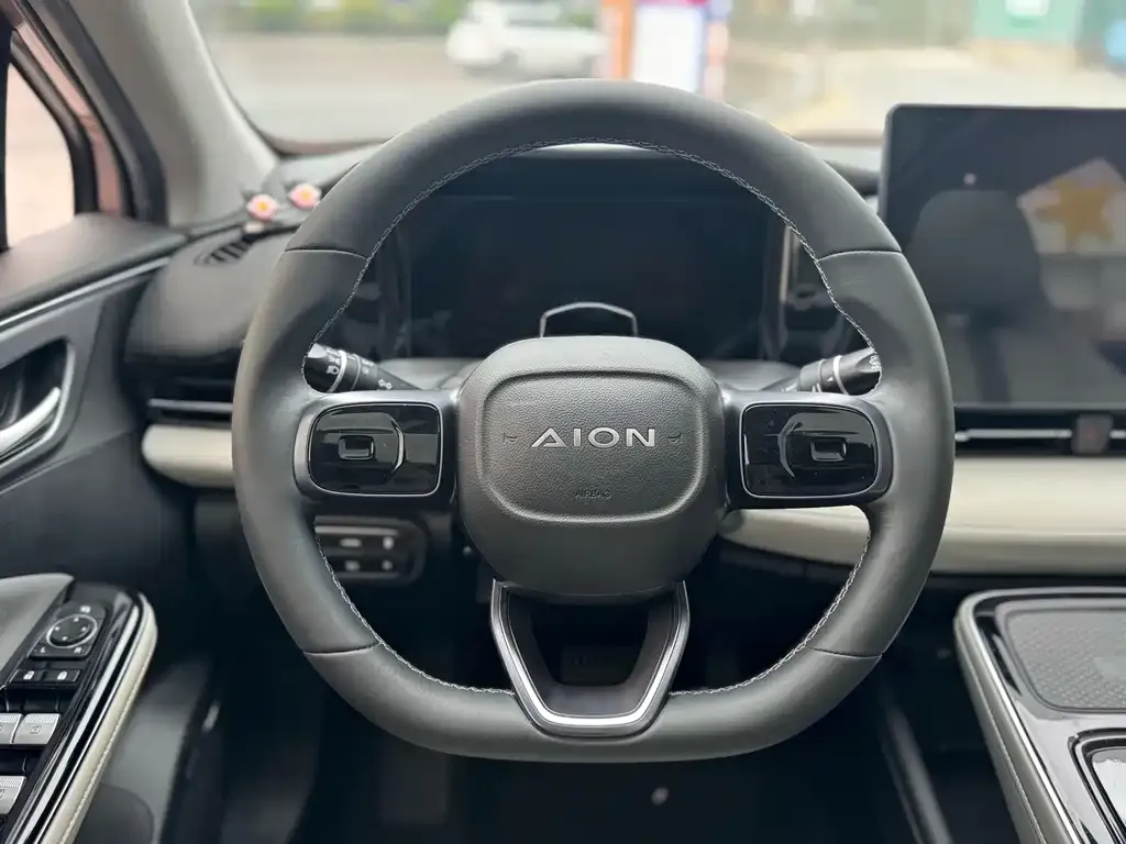 Aion S Plus — фото 7
