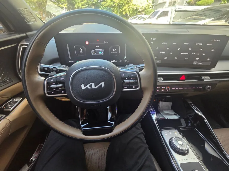 Kia Sorento — фото 8