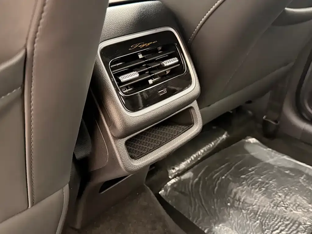 Chery Tiggo 8 PRO — фото 10
