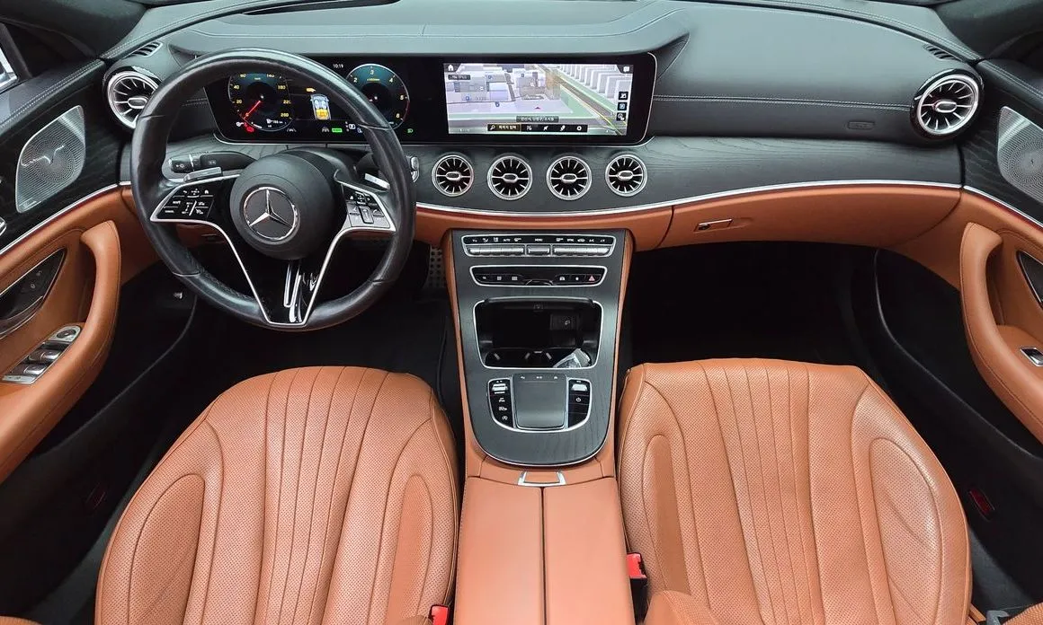 Mercedes-Benz CLS-Class — фото 8