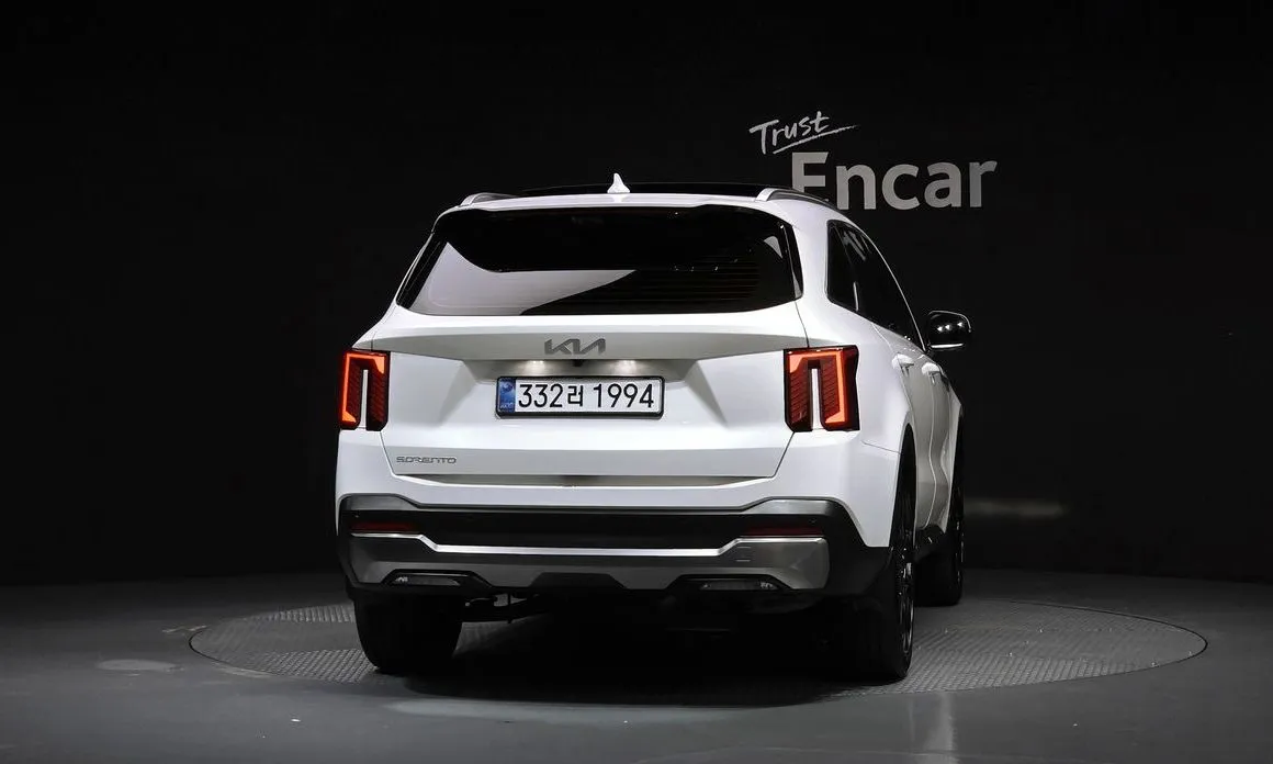 Kia Sorento — фото 3