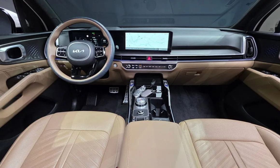 Kia Sorento — фото 6